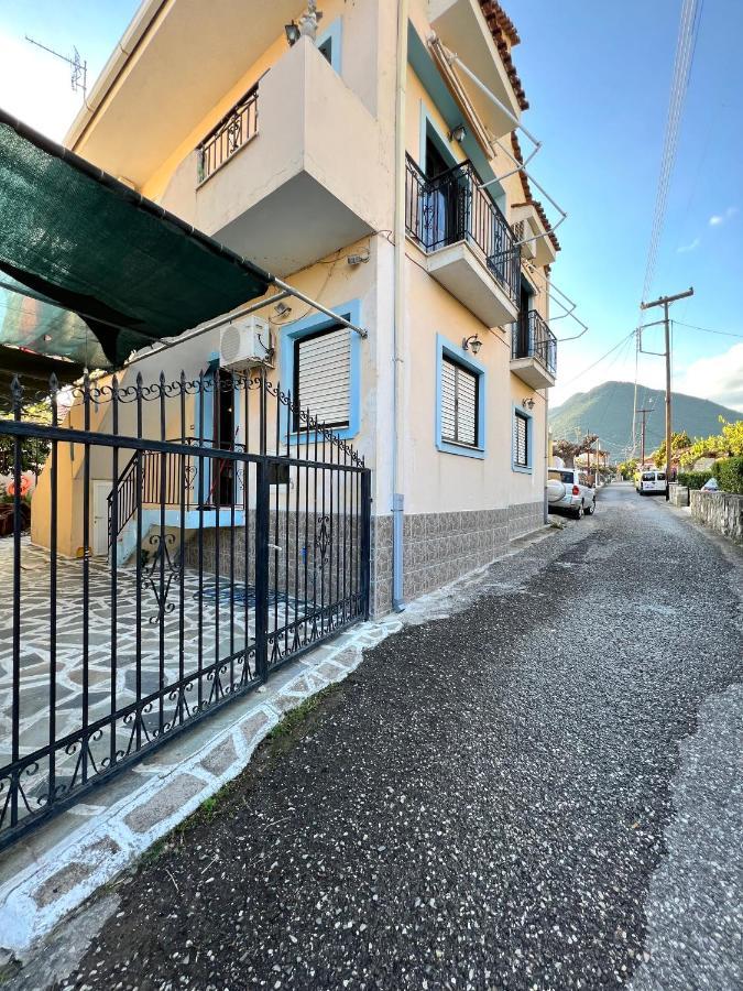Village Apartment Marathiás Esterno foto