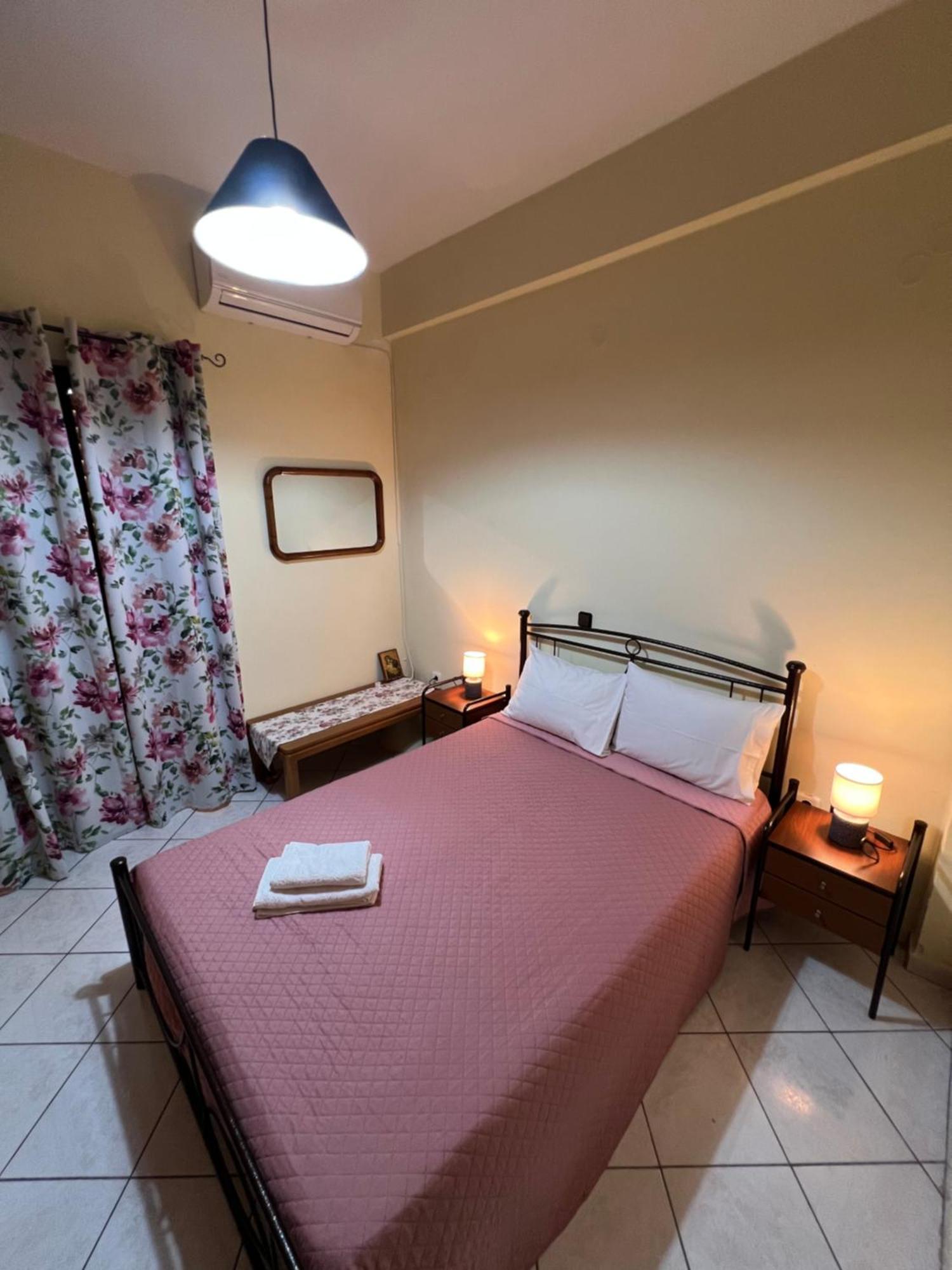 Village Apartment Marathiás Esterno foto